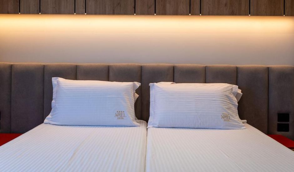 Албанія - Готель - Arel 12