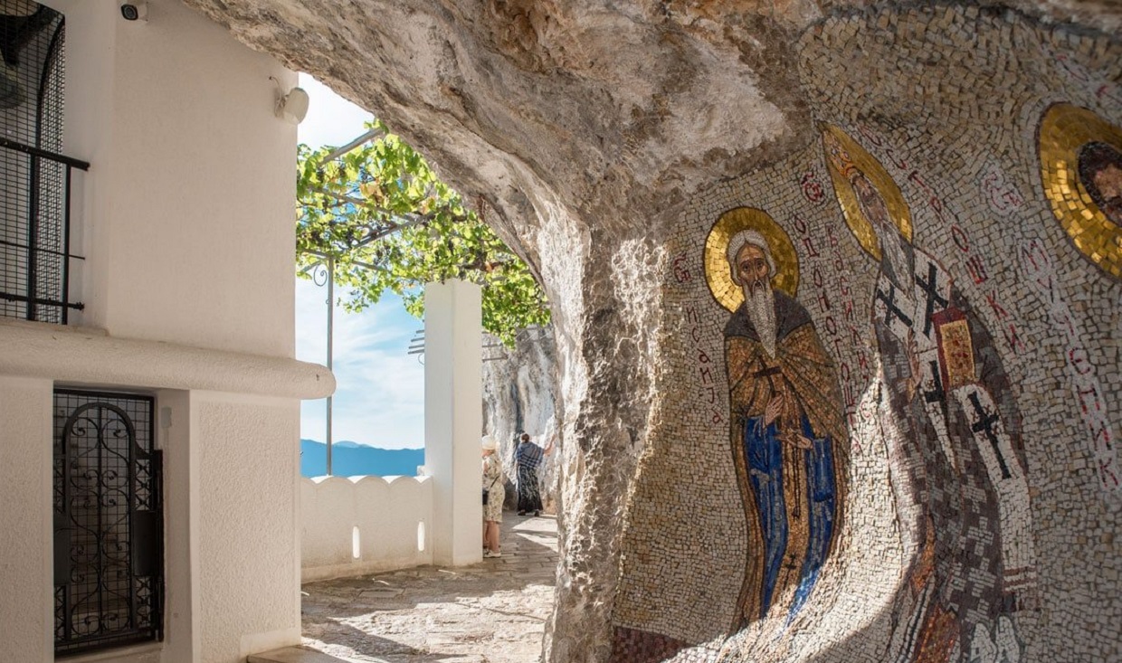 Чорногорія - Острог 8