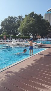 POOL 6